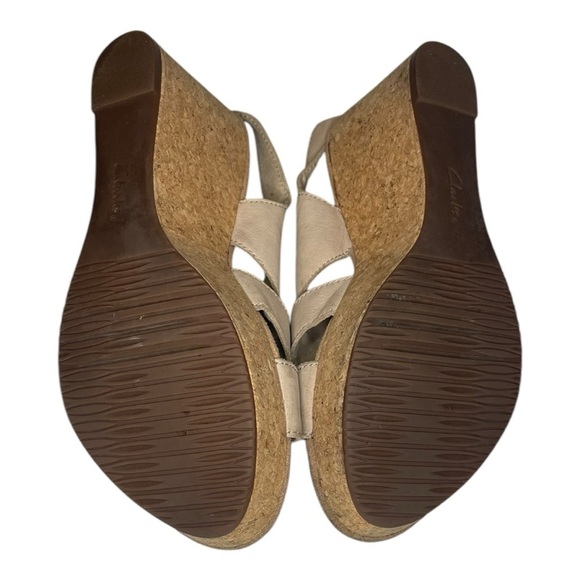Clarks Collection Beige Soft Cushion Cork Wedge Open Toe Sandal Women's Size 8 - Picture 5 of 13